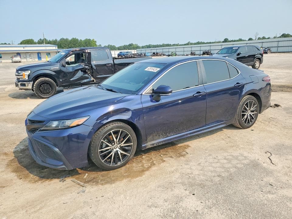 2022 TOYOTA CAMRY SE - 1
