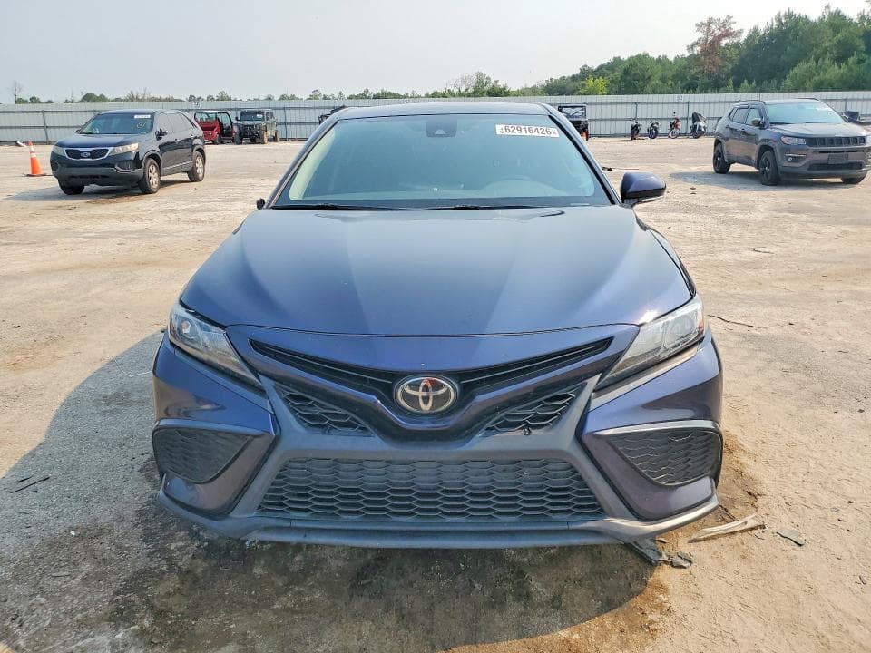 2022 TOYOTA CAMRY SE 5