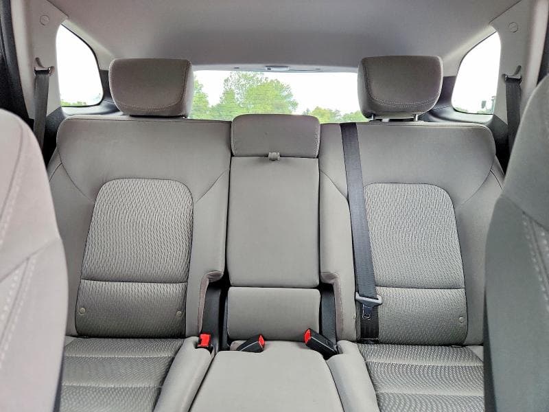 2017 HYUNDAI SANTA FE SE 10