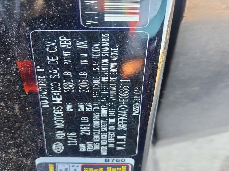 2017 KIA FORTE LX 12