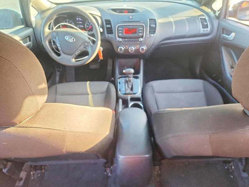 2017 KIA FORTE LX 8