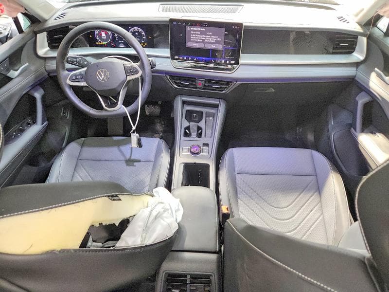2026 VOLKSWAGEN TIGUAN SE 8