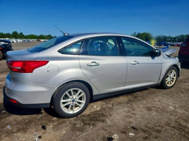 2018 FORD FOCUS SE 3