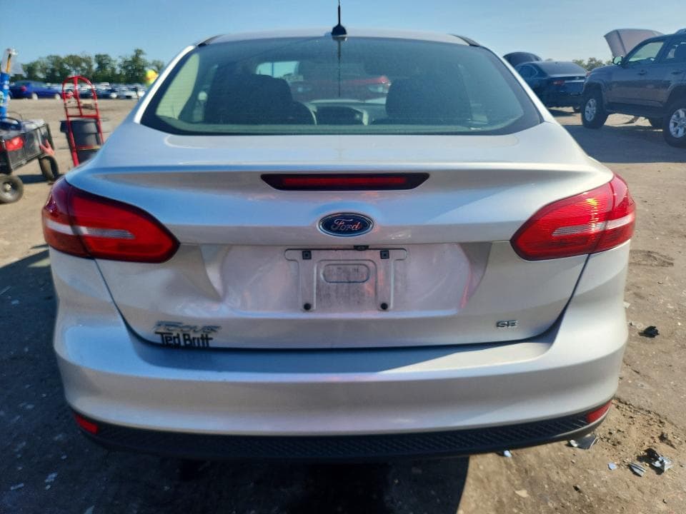 2018 FORD FOCUS SE 6