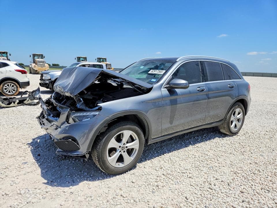 2018 MERCEDES-BENZ GLC 300 - 1