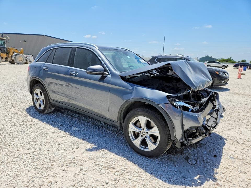 2018 MERCEDES-BENZ GLC 300 4
