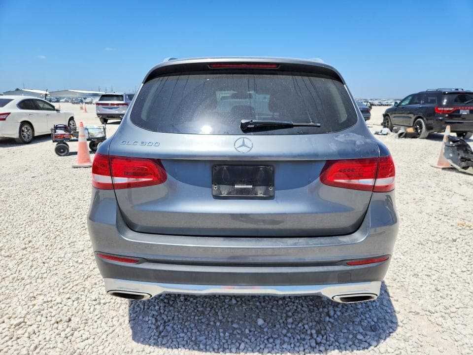 2018 MERCEDES-BENZ GLC 300 6