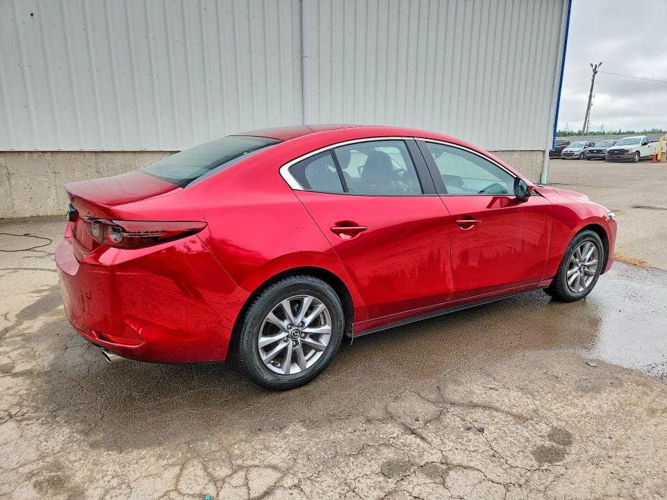 2021 MAZDA 3 SELECT 3