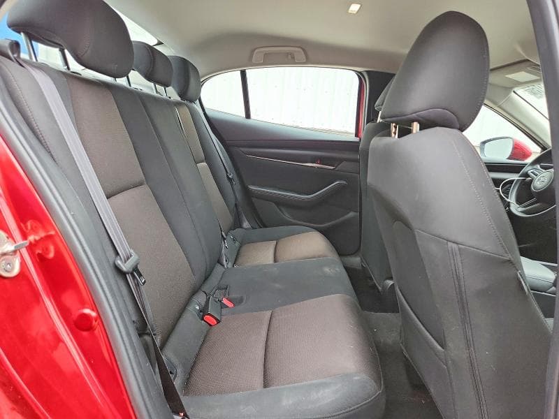 2021 MAZDA 3 SELECT 10