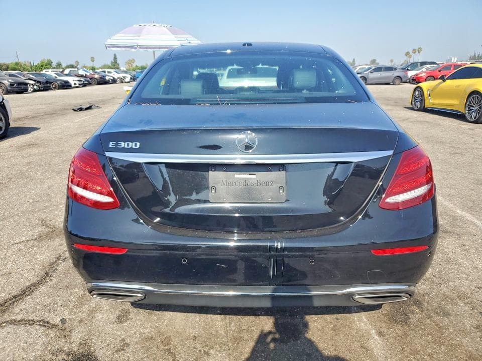 2017 MERCEDES-BENZ E 300 6
