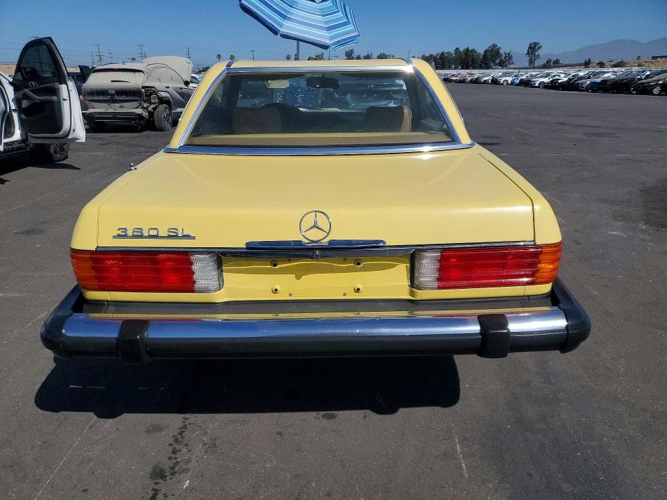 1981 MERCEDES-BENZ 380 SL 6
