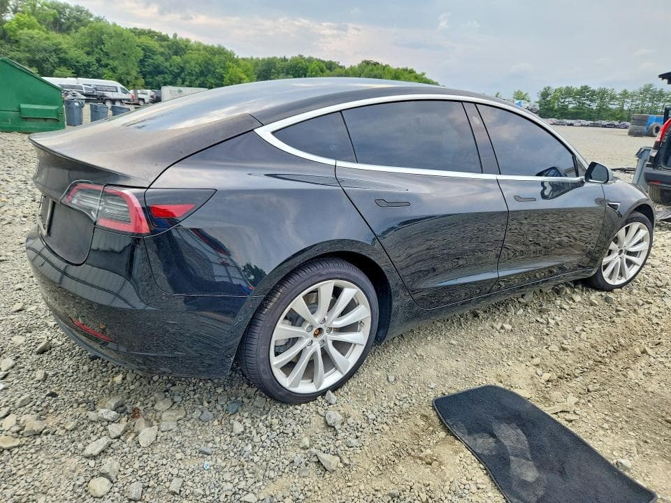 2019 TESLA MODEL 3 4