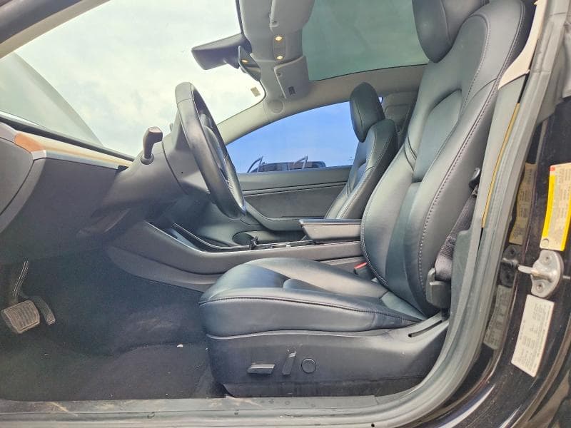 2019 TESLA MODEL 3 8