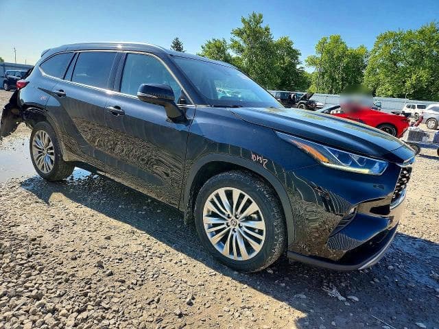 2022 TOYOTA HIGHLANDER PLATINUM 4
