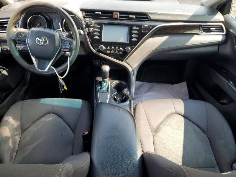 2018 TOYOTA CAMRY LE 8