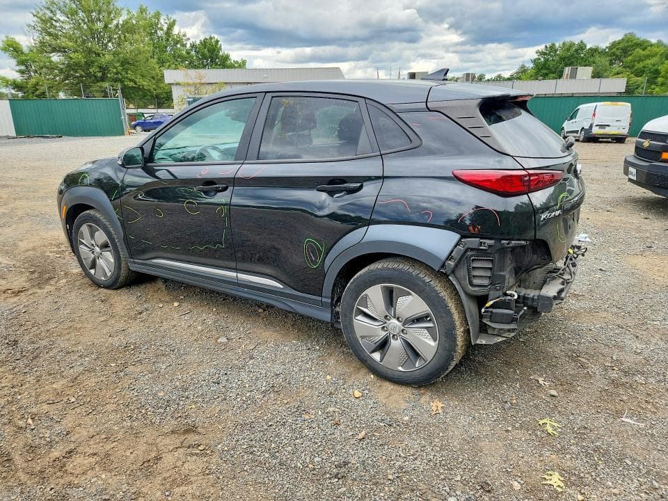2021 HYUNDAI KONA SEL 2