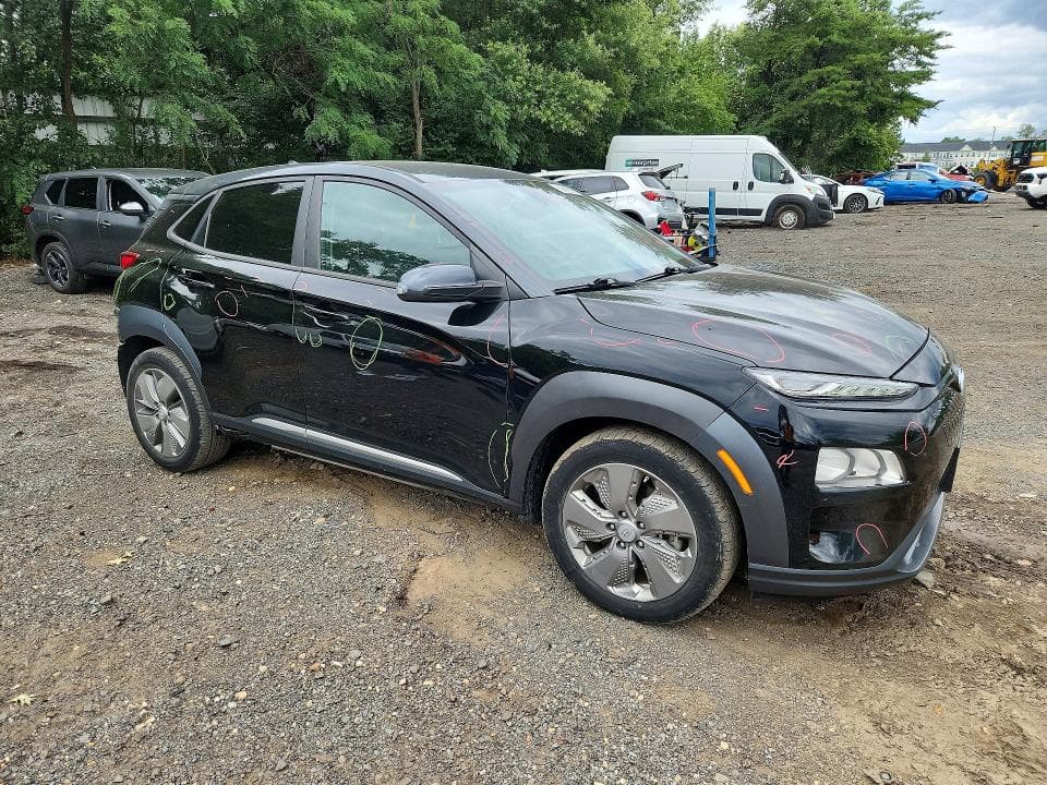 2021 HYUNDAI KONA SEL 4