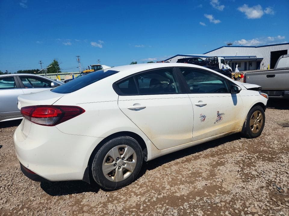 2017 KIA FORTE LX 3