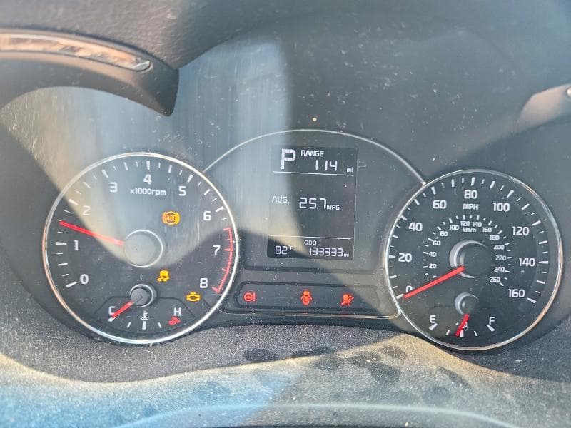 2017 KIA FORTE LX 9