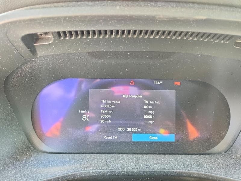 2023 VOLVO XC40 PLUS 9