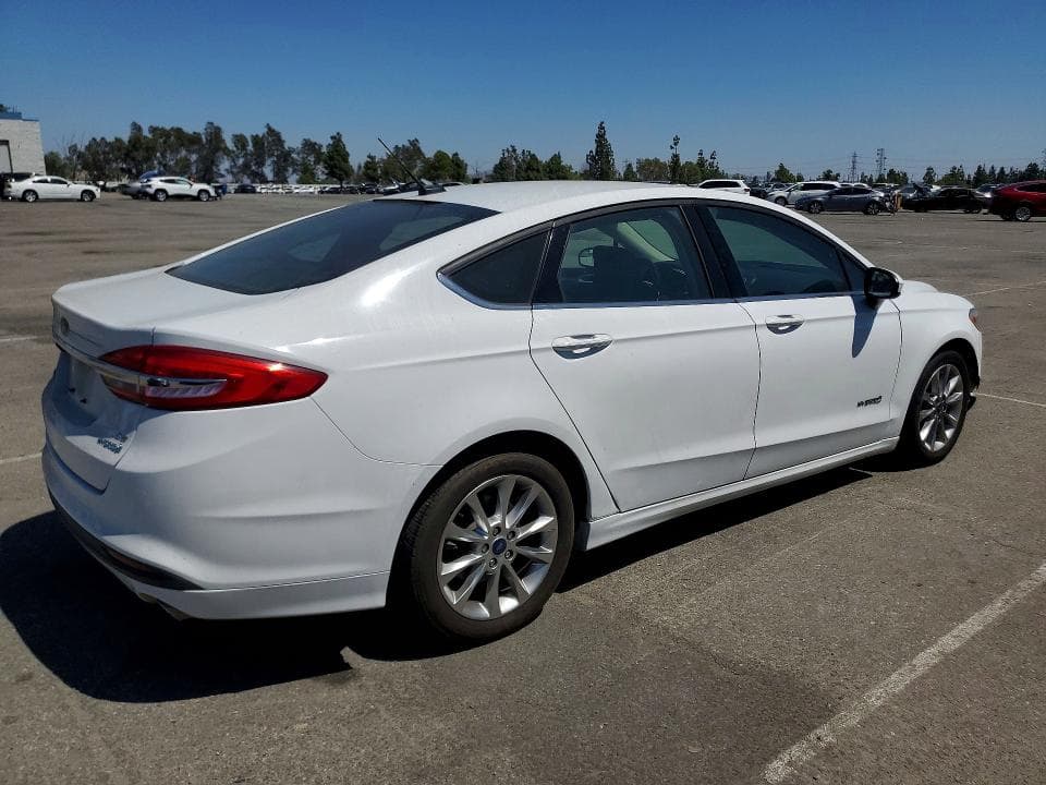 2017 FORD FUSION SE HYBRID 3