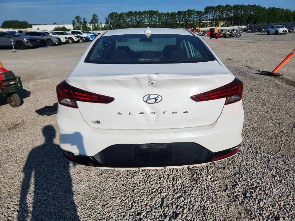 2020 HYUNDAI ELANTRA SEL 6