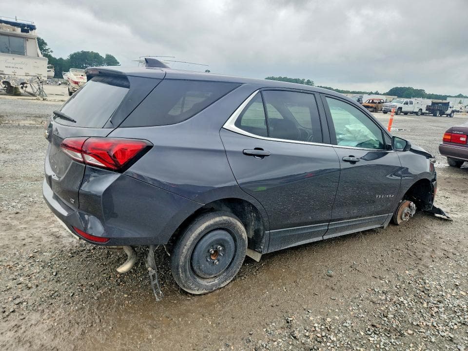 2023 CHEVROLET EQUINOX LT 3