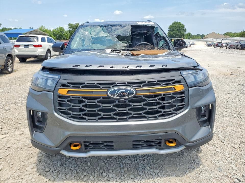 2026 FORD EXPLORER TREMOR 5