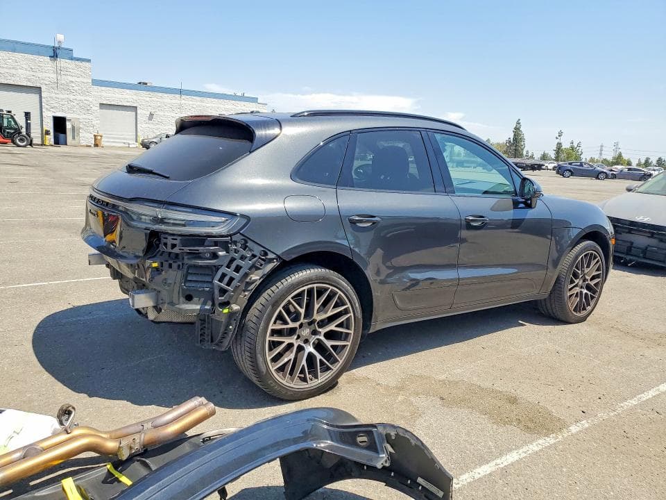2021 PORSCHE MACAN S 3