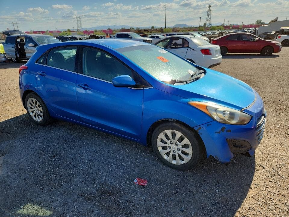 2017 HYUNDAI ELANTRA GT BASE 4