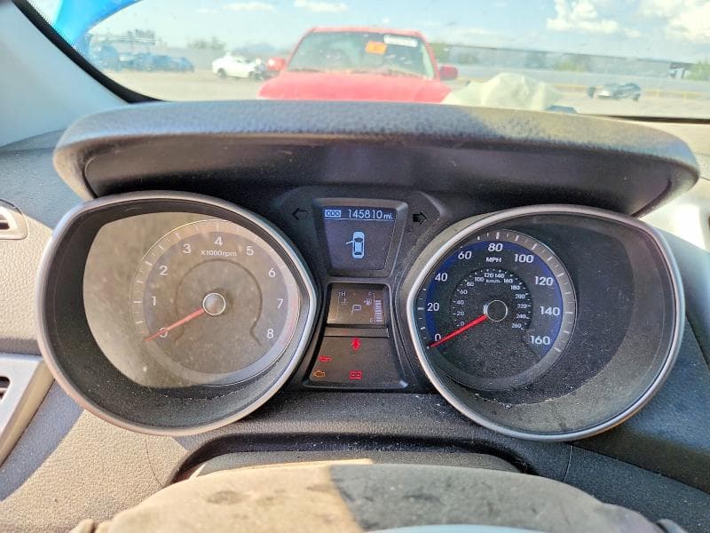 2017 HYUNDAI ELANTRA GT BASE 9