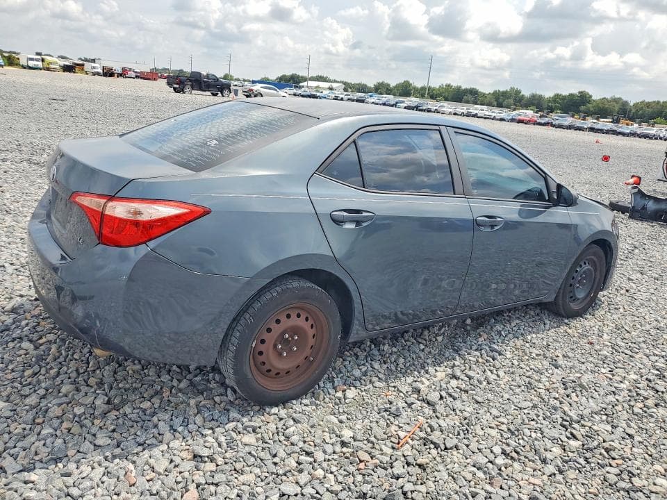 2017 TOYOTA COROLLA LE 3