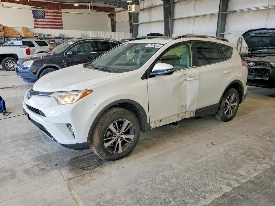 2018 TOYOTA RAV4 XLE - 1