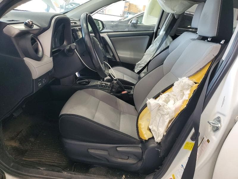2018 TOYOTA RAV4 XLE 7