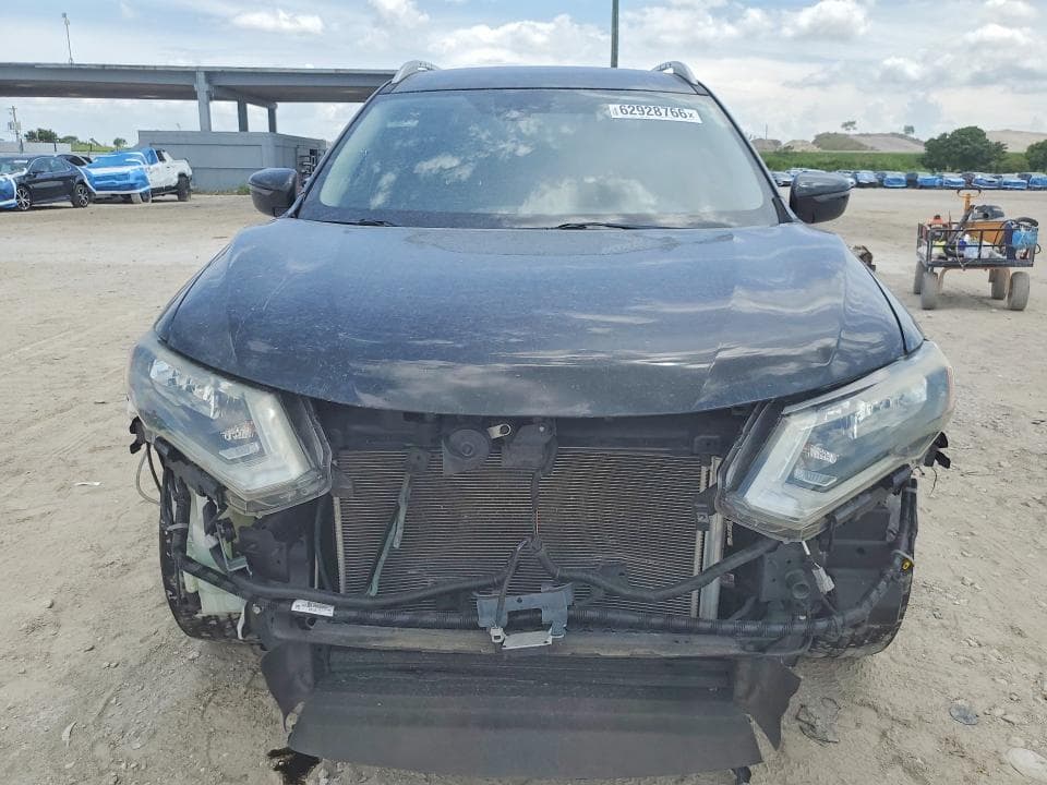 2019 NISSAN ROGUE SV 5