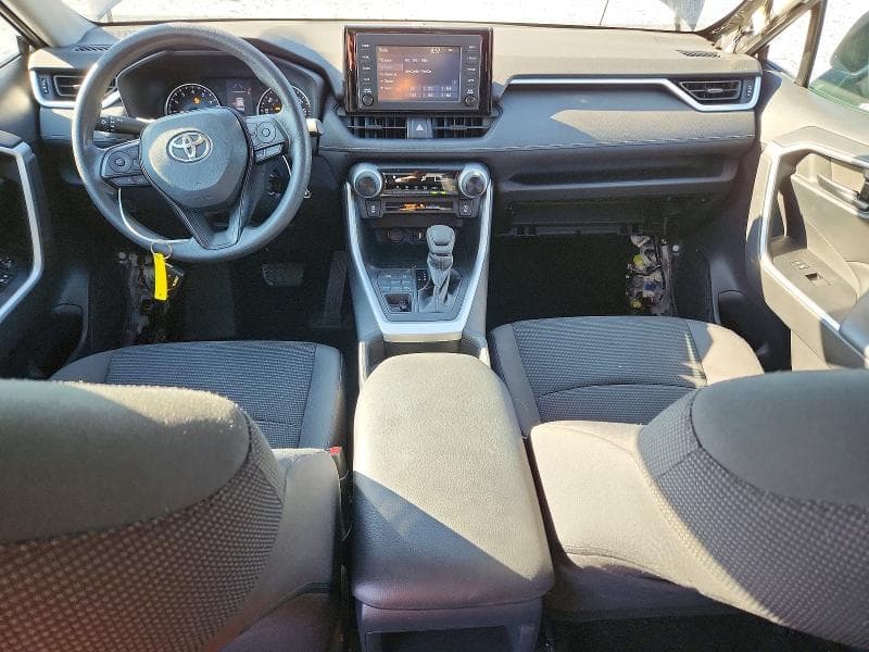 2019 TOYOTA RAV4 LE 8