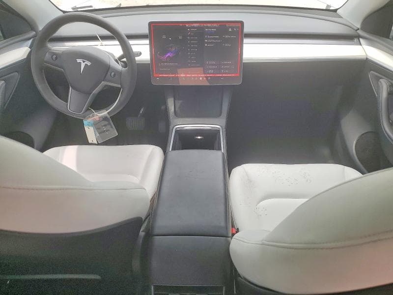 2023 TESLA MODEL Y 8