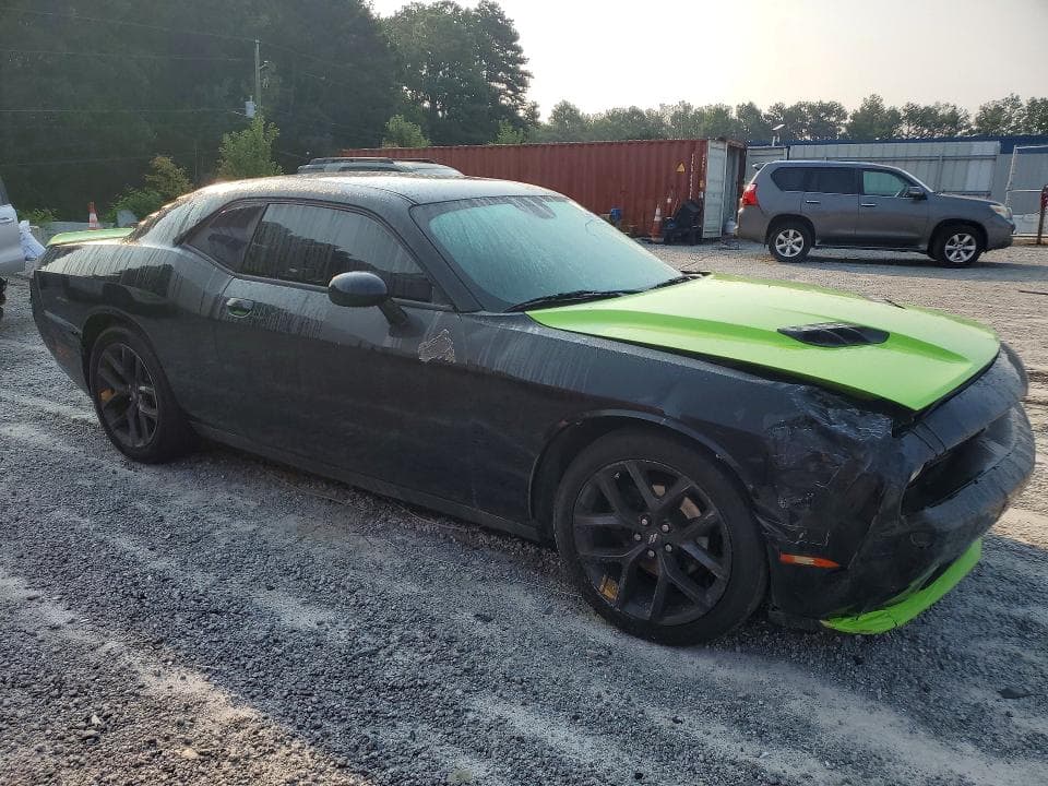 2021 DODGE CHALLENGER SXT 4