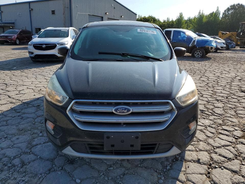 2017 FORD ESCAPE SE 5