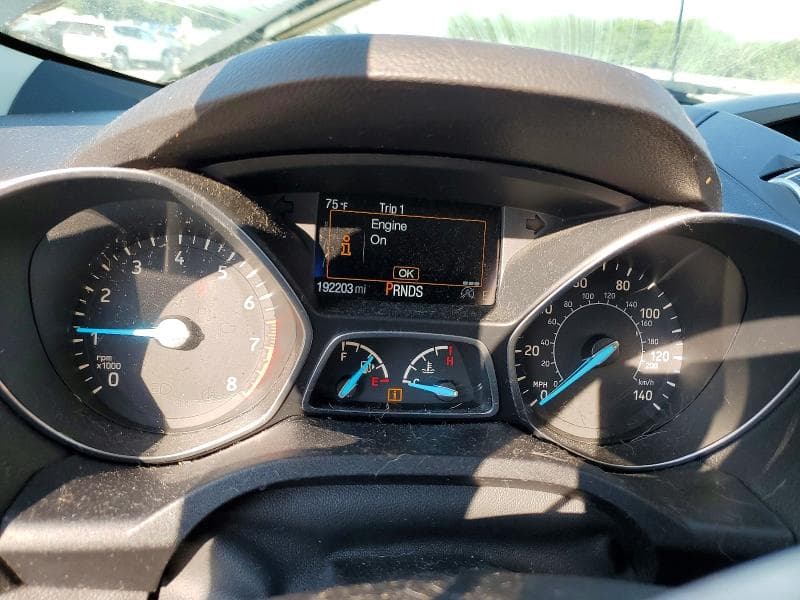2017 FORD ESCAPE SE 9