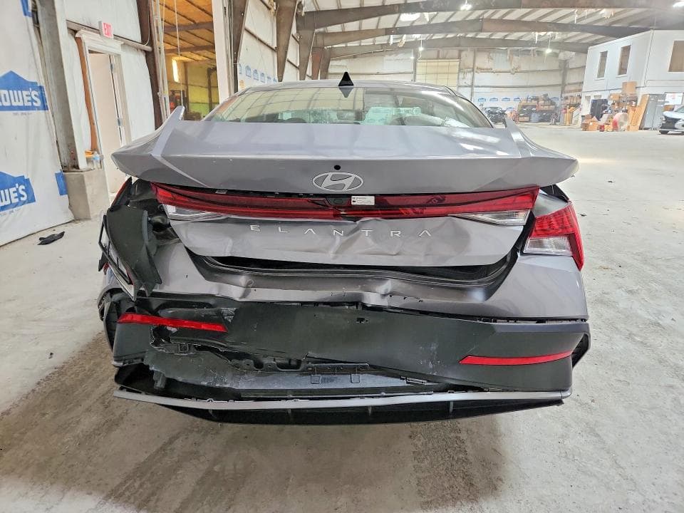 2025 HYUNDAI ELANTRA SEL 6