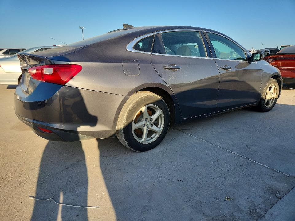 2018 CHEVROLET MALIBU LS 3