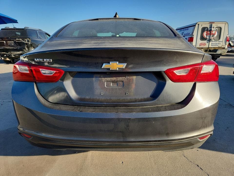 2018 CHEVROLET MALIBU LS 6
