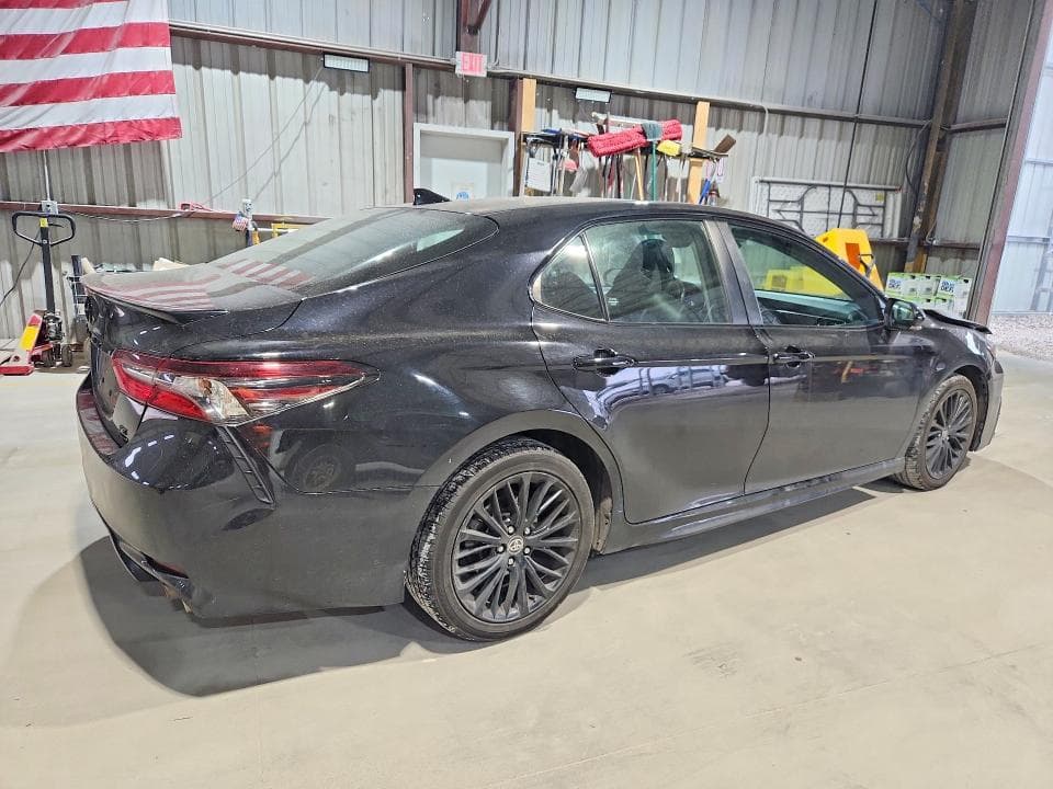 2022 TOYOTA CAMRY SE NIGHTSHADE 3
