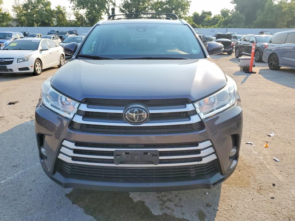 2019 TOYOTA HIGHLANDER XLE 5