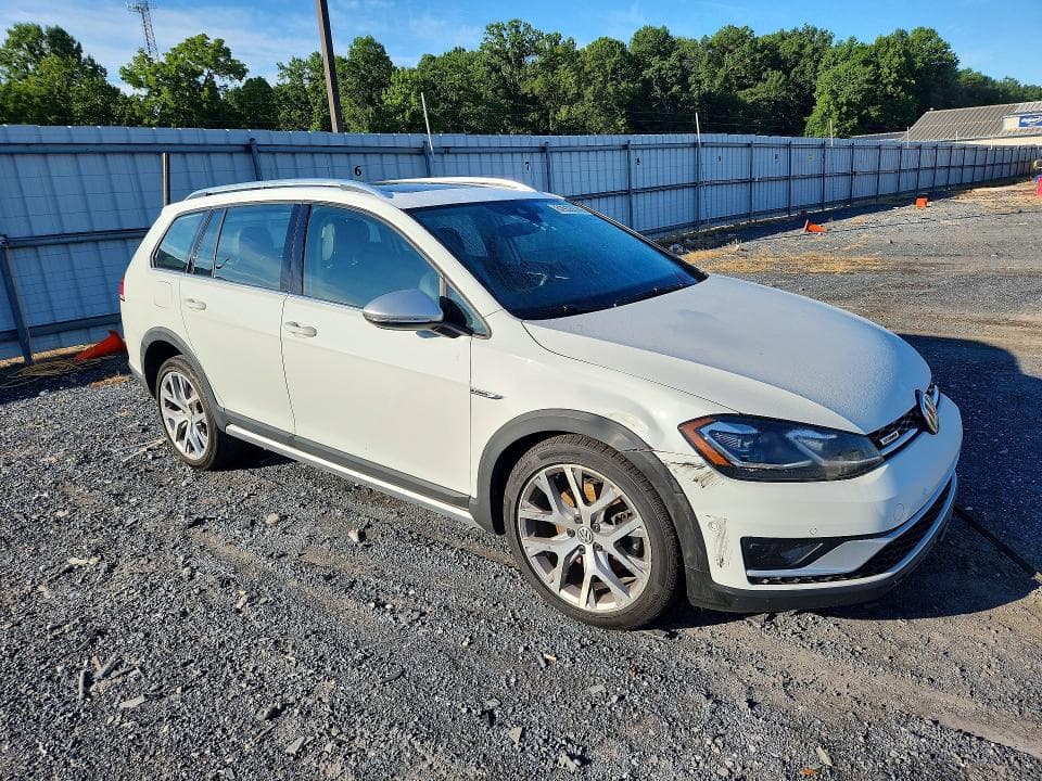 2019 VOLKSWAGEN GOLF ALLTRACK S 4