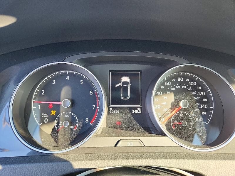 2019 VOLKSWAGEN GOLF ALLTRACK S 9
