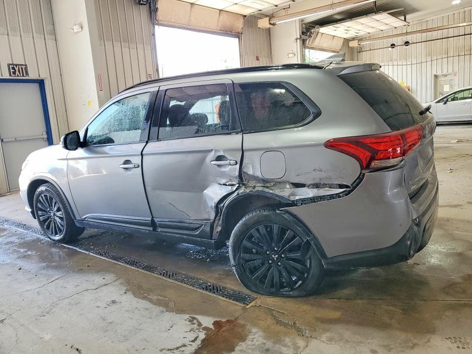 2020 MITSUBISHI OUTLANDER SE 2