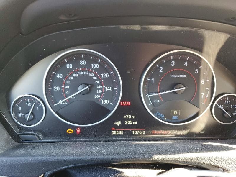 2017 BMW 330E 9