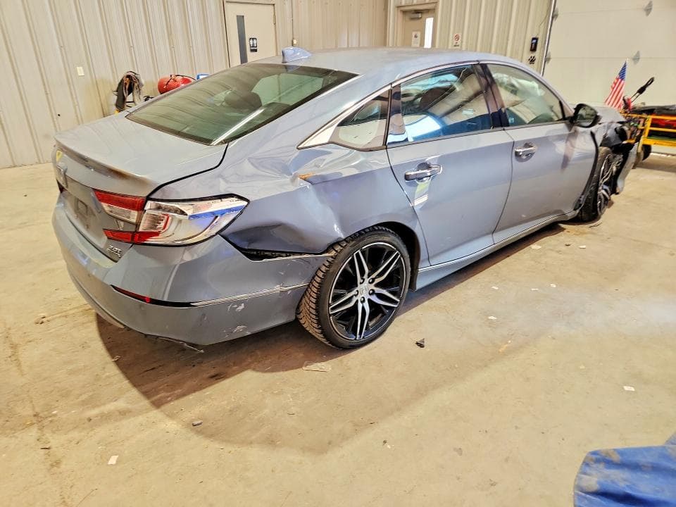 2021 HONDA ACCORD TOURING 3